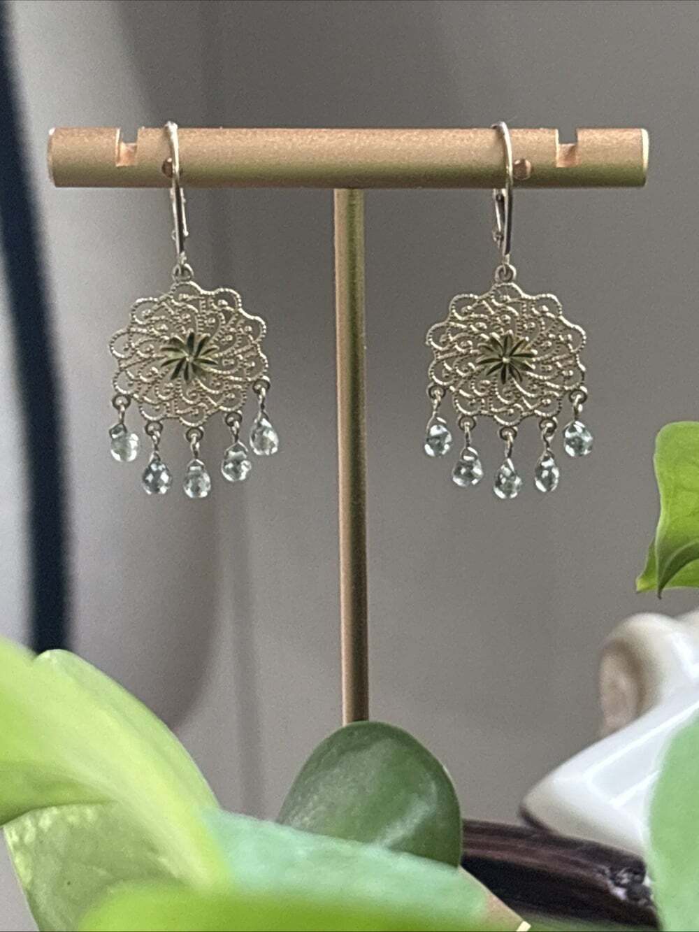 10K Yellow Gold Genuine Green Sapphire Bead Dangle Earrings Filigree Dainty